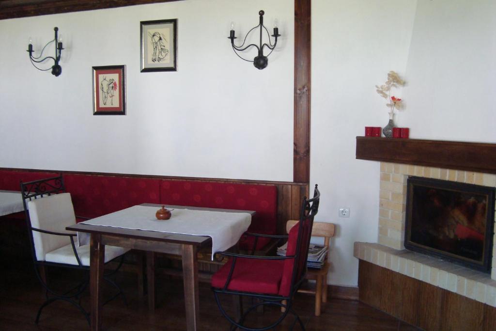 Guest House Astra Koprivshtitsa Exterior photo